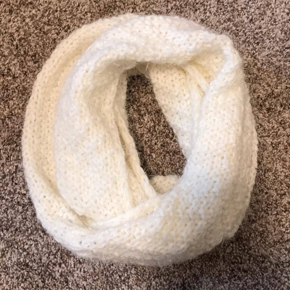 Cream Knit Super Soft Infinity Scarf